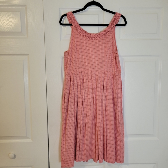 Moulinette Soeurs Dress - A-Line V-Neck dress pink with navy polka dots - Picture 3 of 4